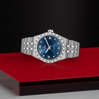 TUDOR Royal