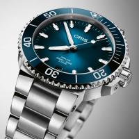 Aquis Date Calibre 400