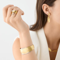 Lunaria Twist Ring