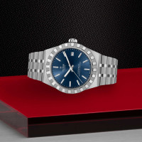 TUDOR Royal