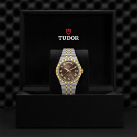 TUDOR Royal