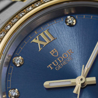TUDOR Royal