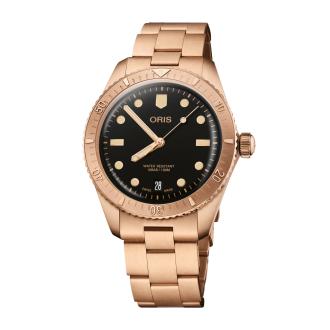 Divers Sixty‑Five Date