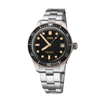 Divers Sixty-Five