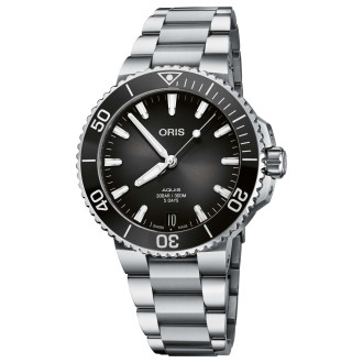 Aquis Date Calibre 400