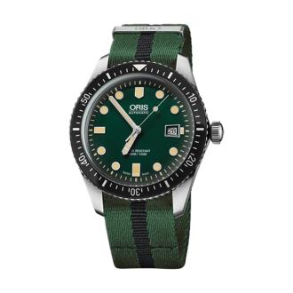 Divers Sixty-Five