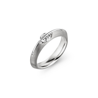LIBERTÉ Solitaire Ring