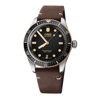 Divers Sixty‑Five