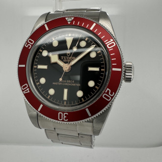 Black Bay 41 rot