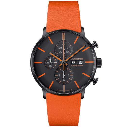 Junghans - FORM A Chronoscope, Datum englisch