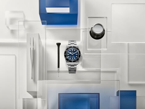 TUDOR_NP25_BLACK BAY 68_LIFESTYLE-2